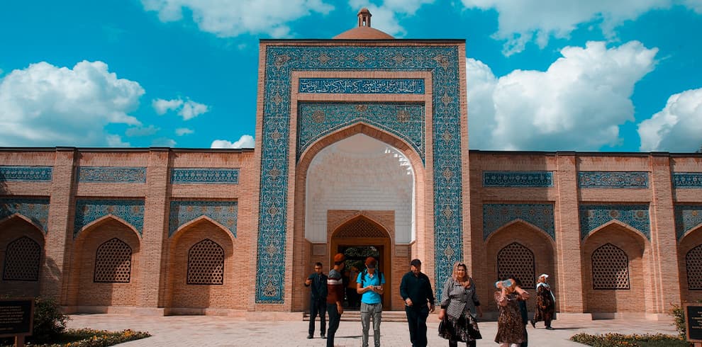 Essential Uzbekistan Travel Requirements: What You Need to Know