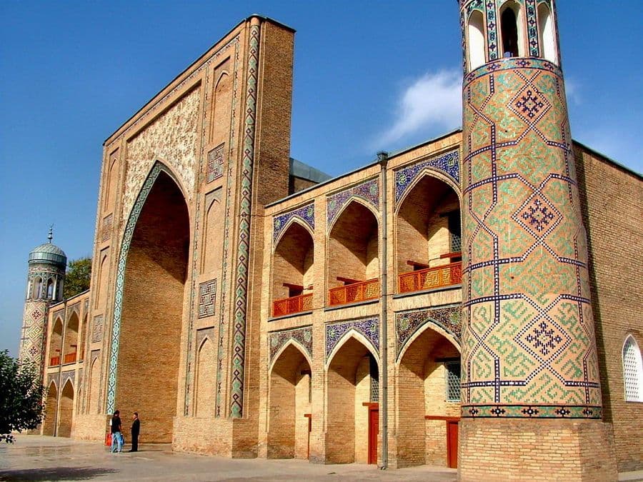 Discover the Best Silk Road Travel Route with Minzifa Travel