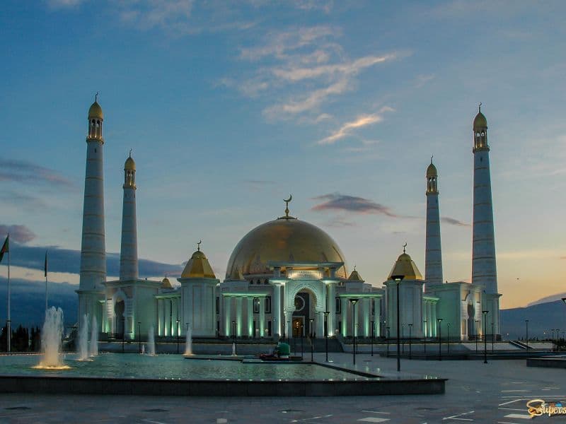 Can You Travel Independently in Uzbekistan? A Guide for Solo Travelers