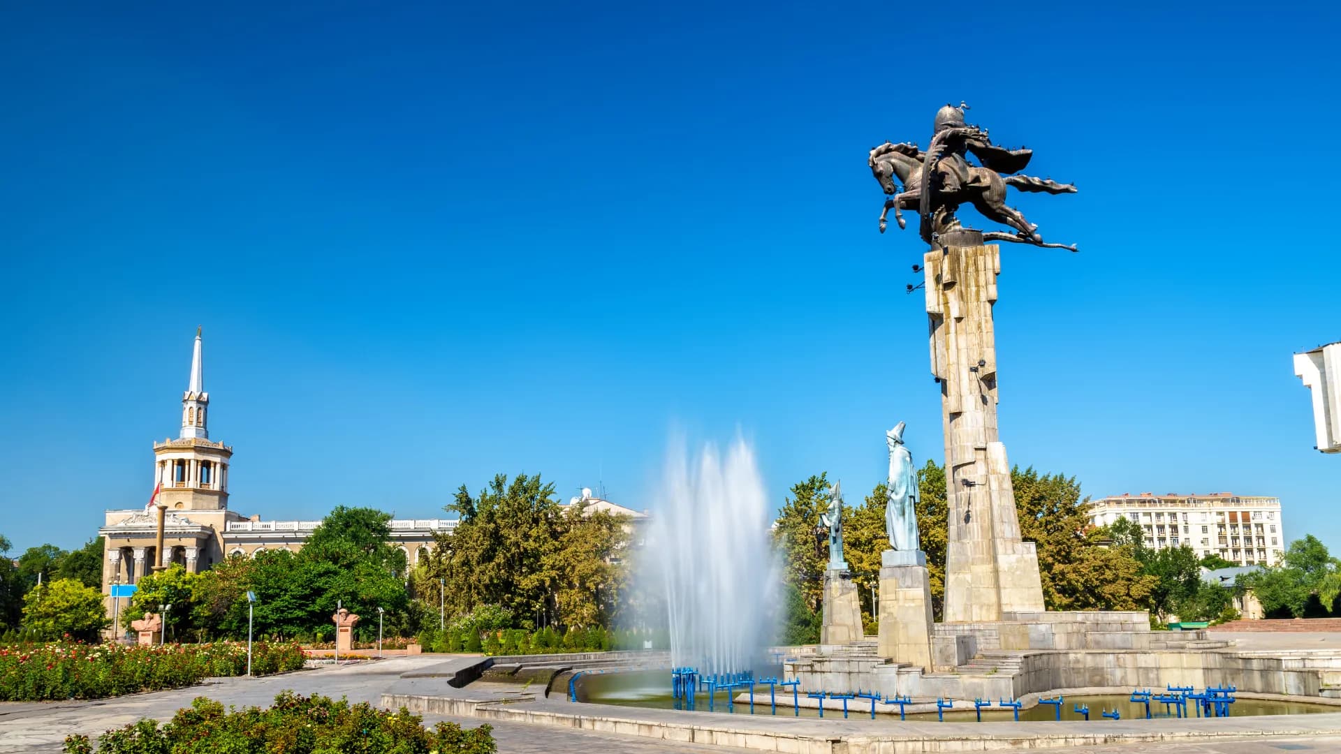Top Experiences and Must-Visit Places in Central Asia