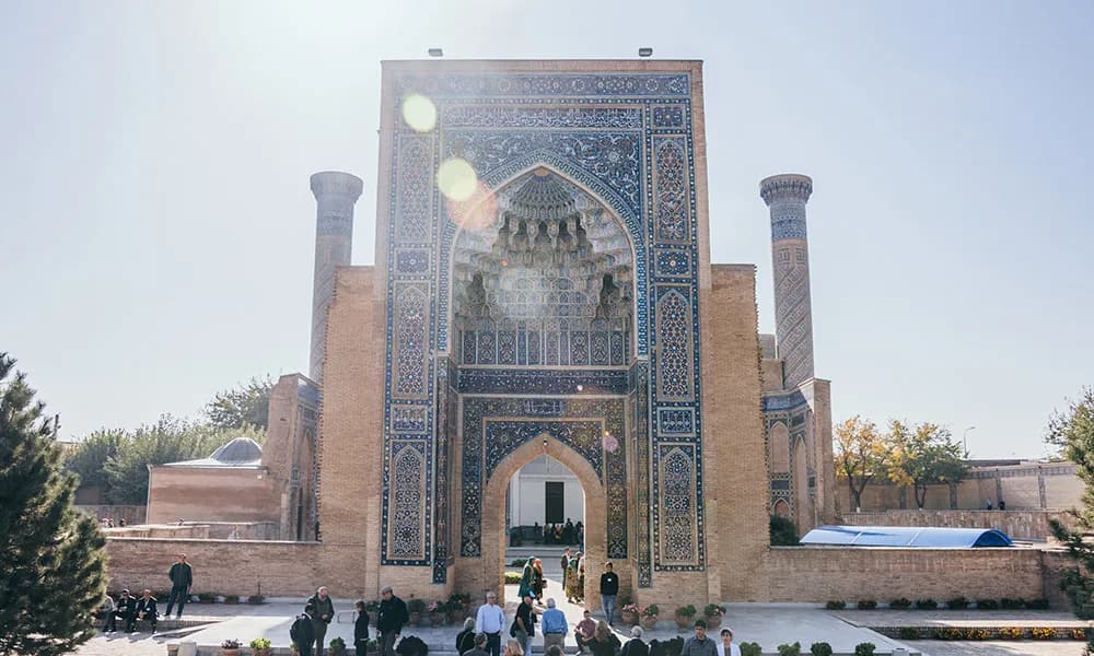 Day tour in Samarkand – City tour Excursion in the Majestic Samarkand (More than 3000 years)