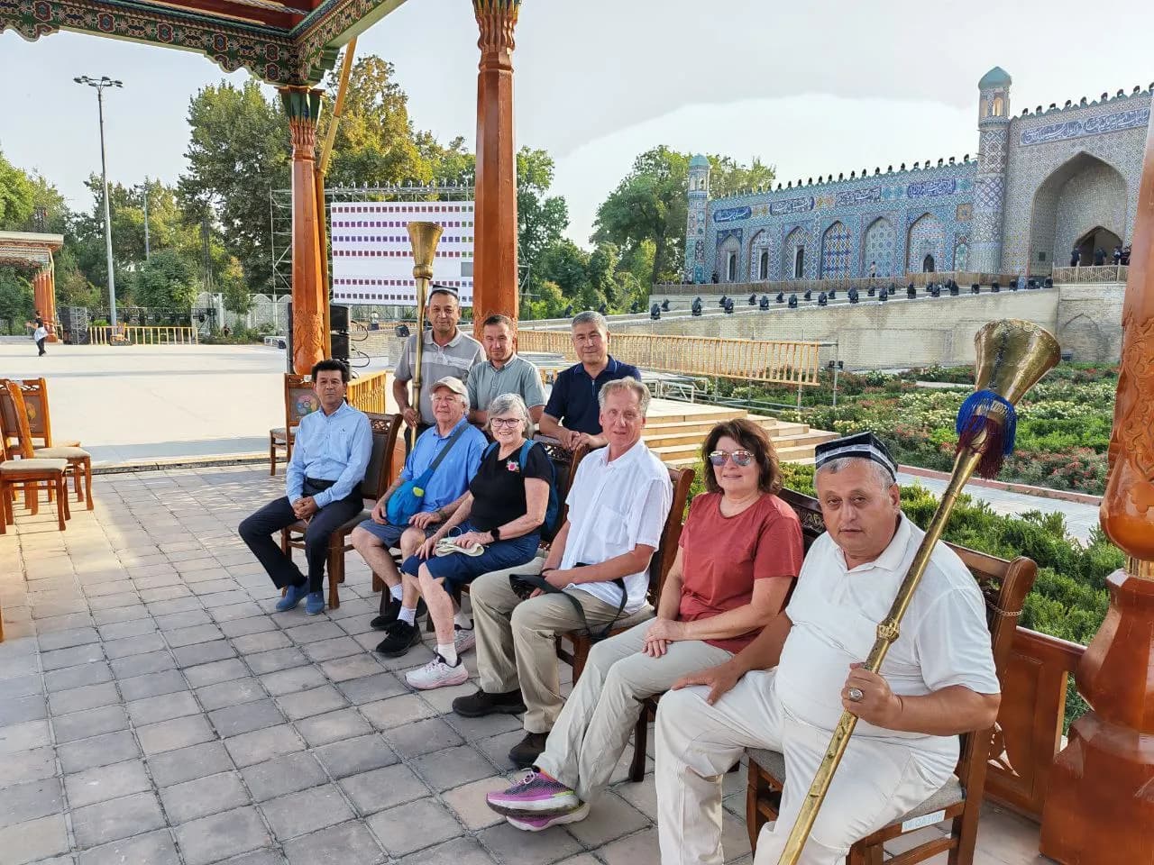 Uzbek Art School: Crafts, Textiles, Ceramics