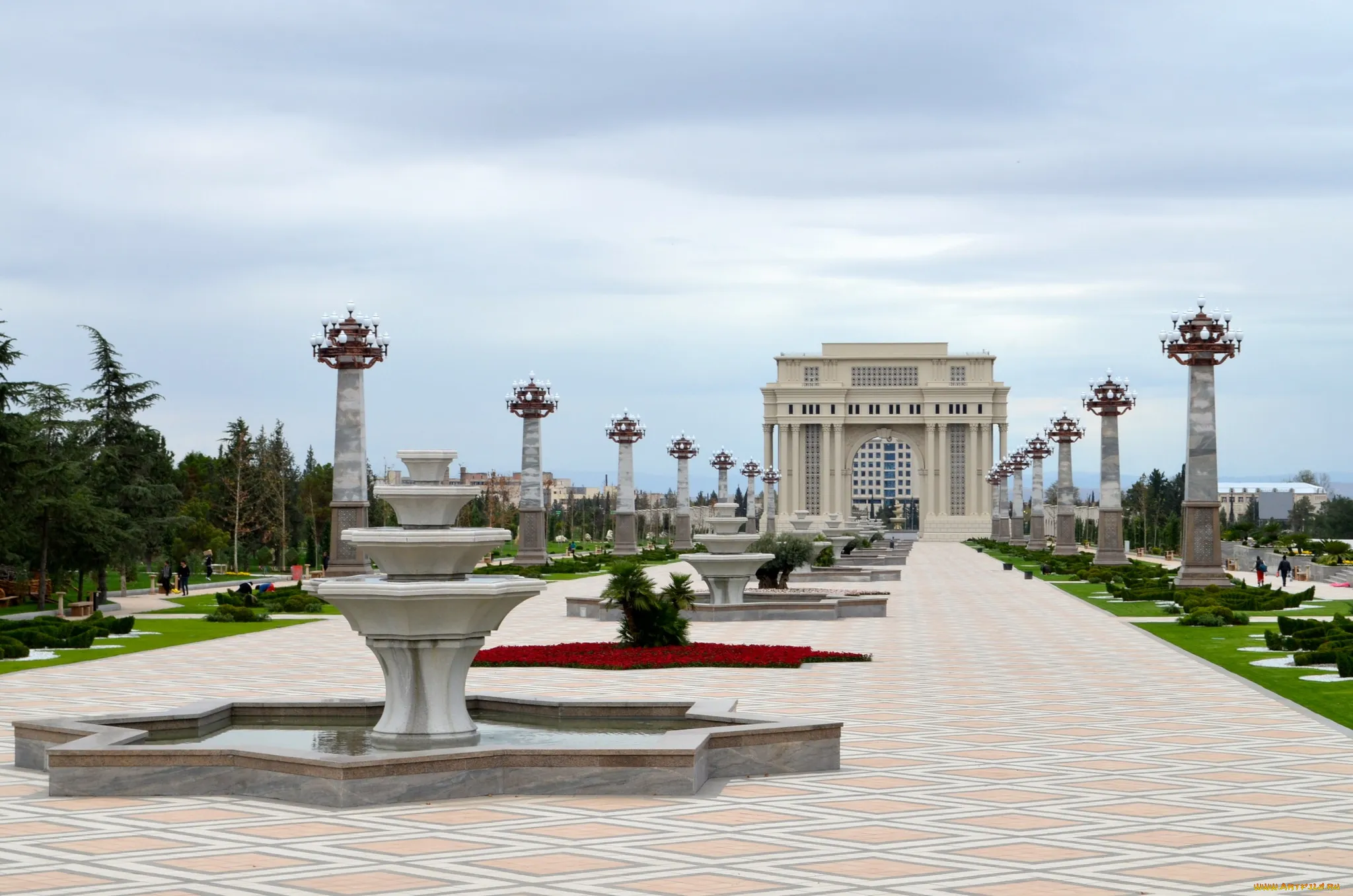 Парк имени Гейдара Алиева _ 2048x1356