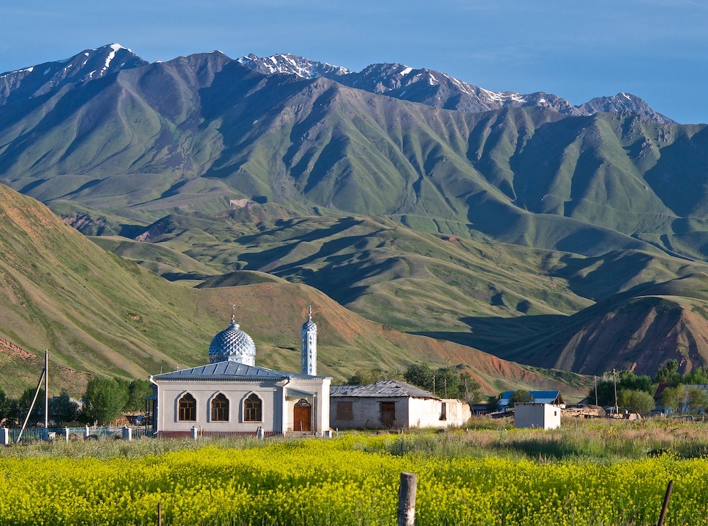 Traveling to Naryn, Kyrgyzstan
