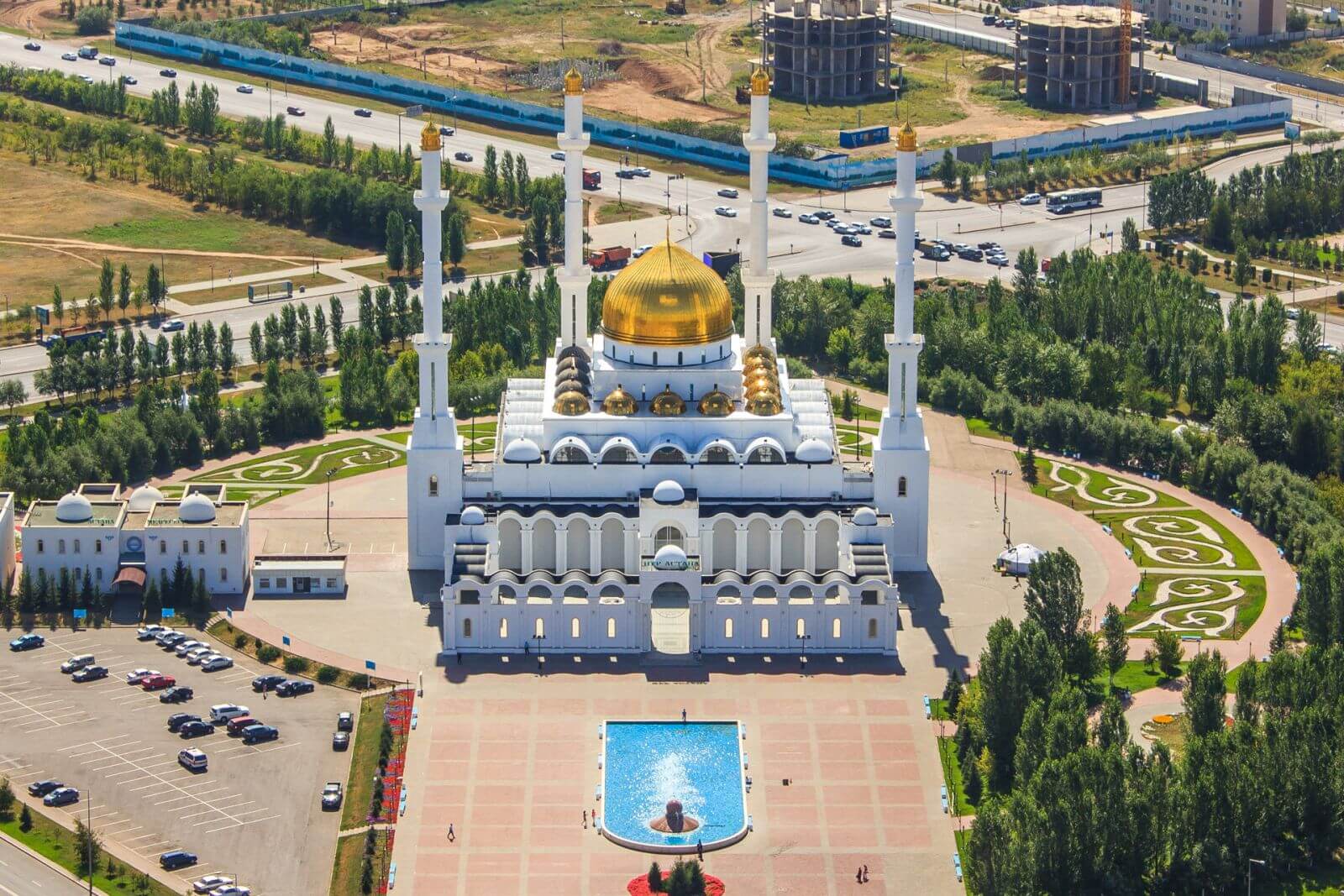 Discover Kazakhstan: Vacation Packages for Every Traveler with Minzifa Travel