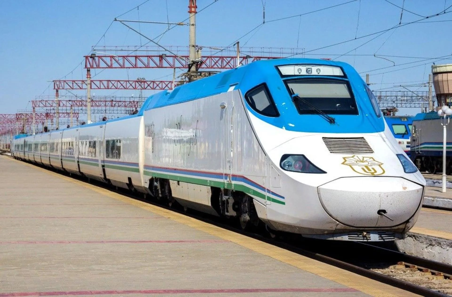Logistics Mastery: Navigating Streets and Railways Without the Hassle