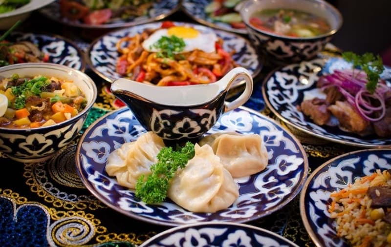 Uzbek (National) Cuisine! What do they eat in Uzbekistan?