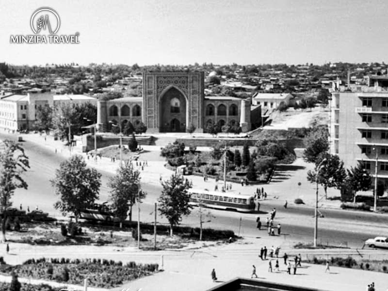 Tashkent of the XIX Century (A Stranger's View - Photo 1976)