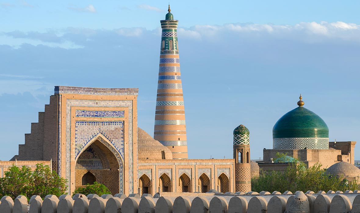 Discover the Best Places to Visit in Uzbekista with Minzifa Travel