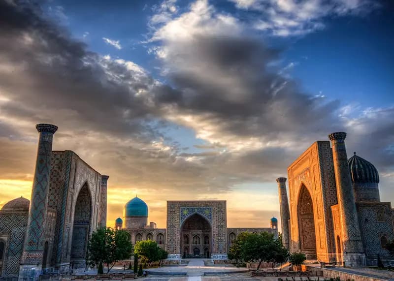 Create Your Perfect Silk Route Itinerary with Minzifa Travel