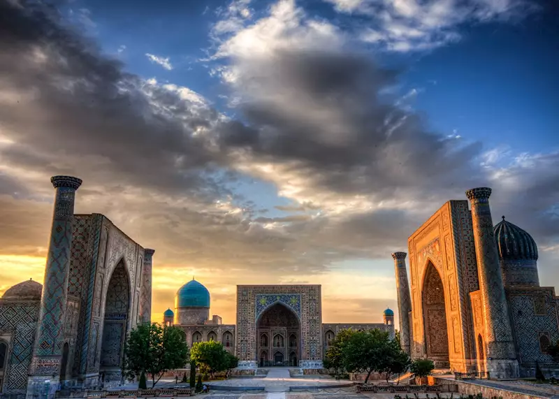 Create Your Perfect Silk Route Itinerary with Minzifa Travel