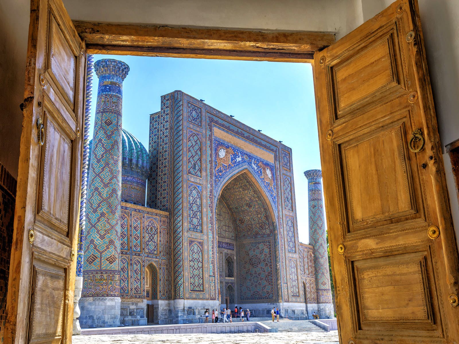 Plan Your Dream Trip to Central Asia with Minzifa Travel