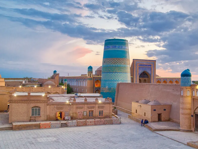 Discover the Best Uzbekistan Tour Packages with Minzifa Travel