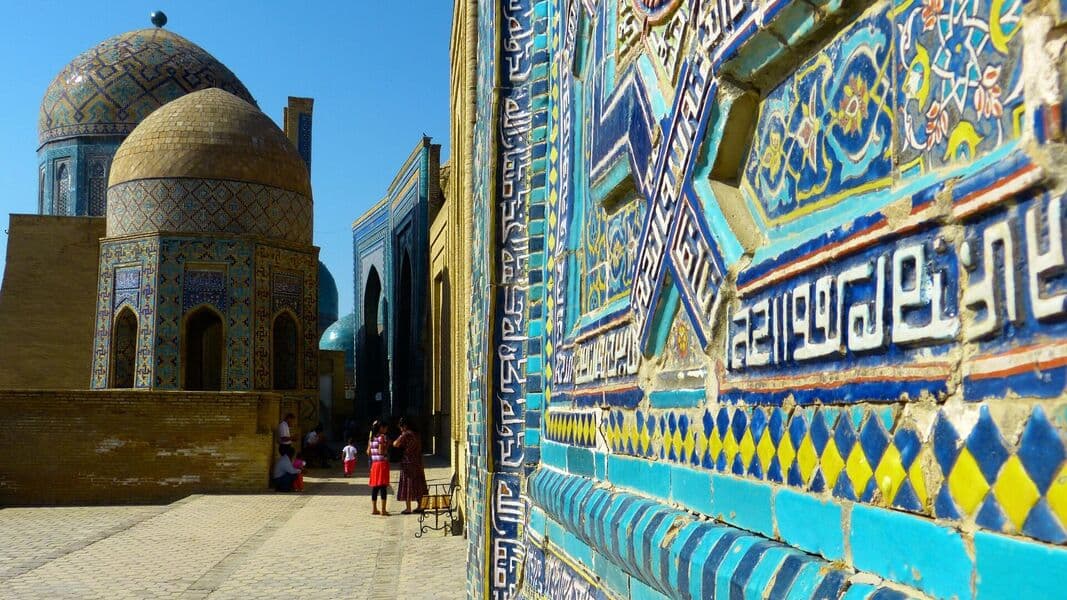 Discover the Fascinating World of Central Asia with Minzifa Travel