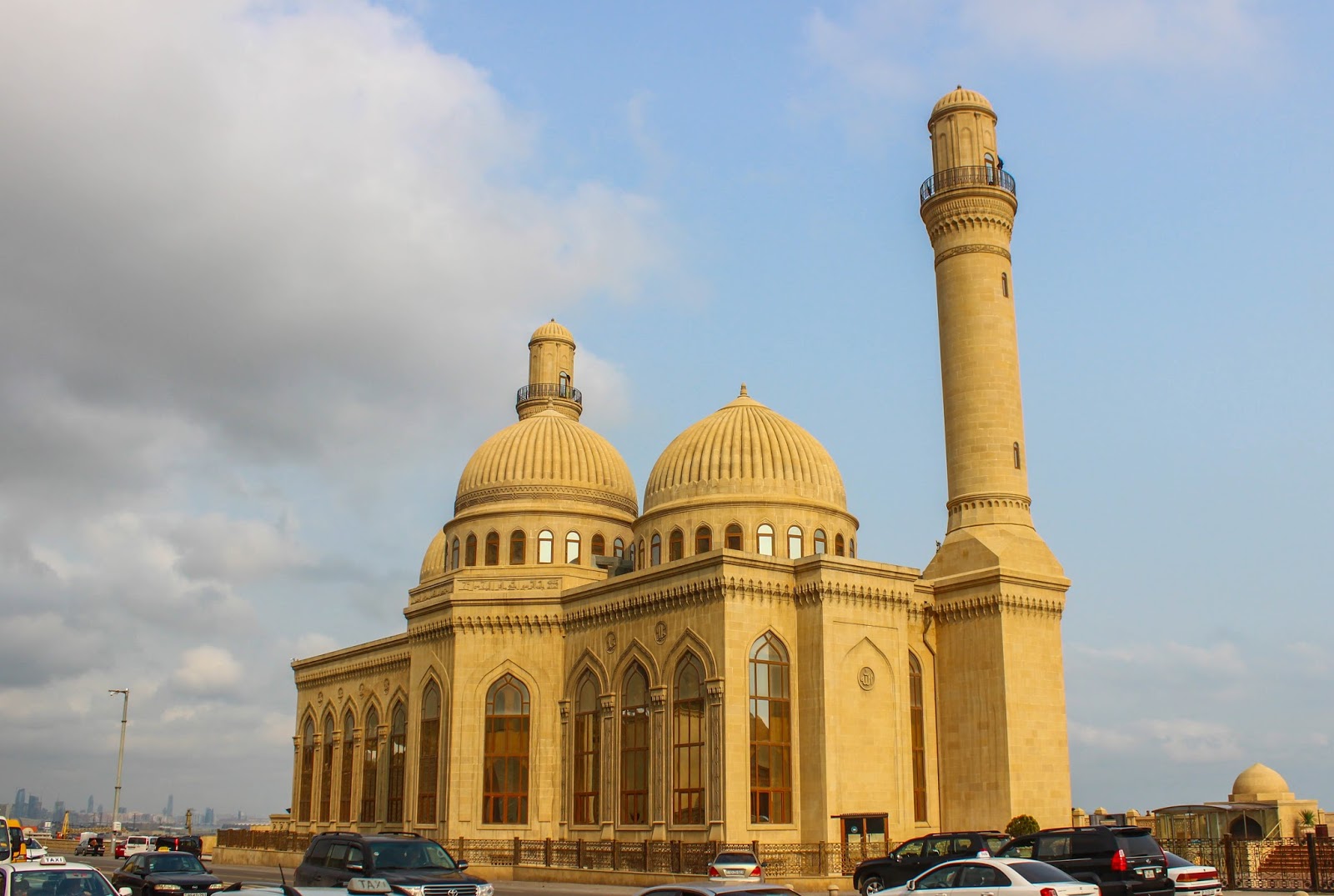 Discover the Vibrant Samarkand Touristic Centre with Minzifa Travel