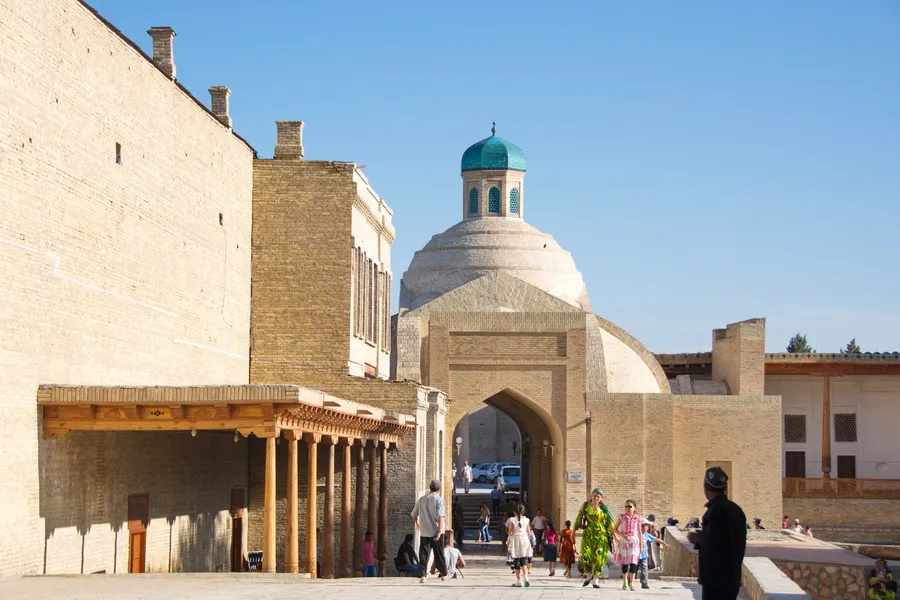 Toki Zargaron: The Jewelers’ Domes of Bukhara
