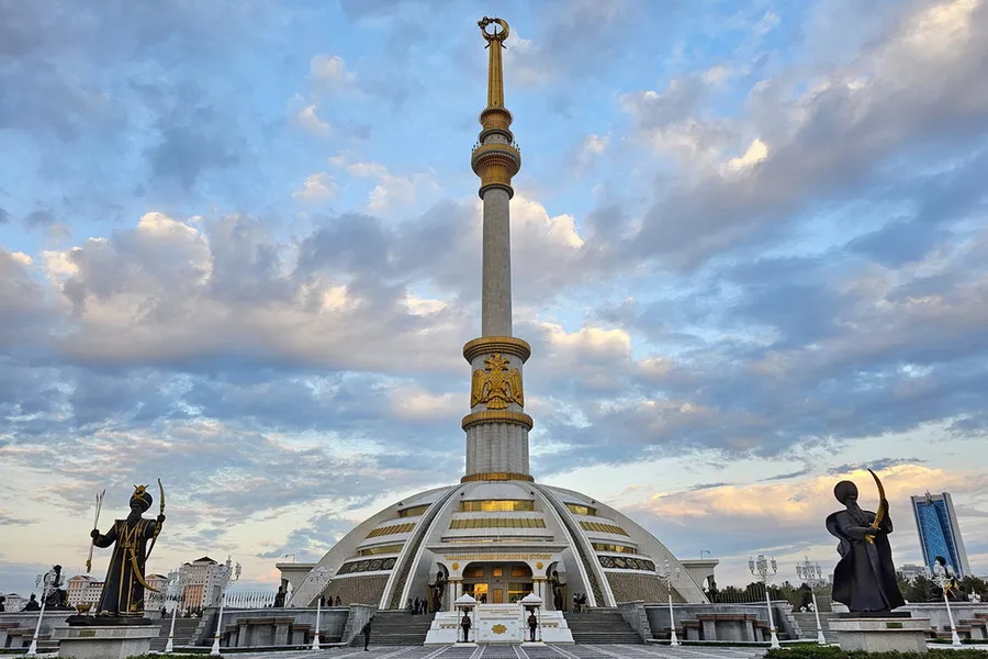 turkmenistan-central-asia-tours