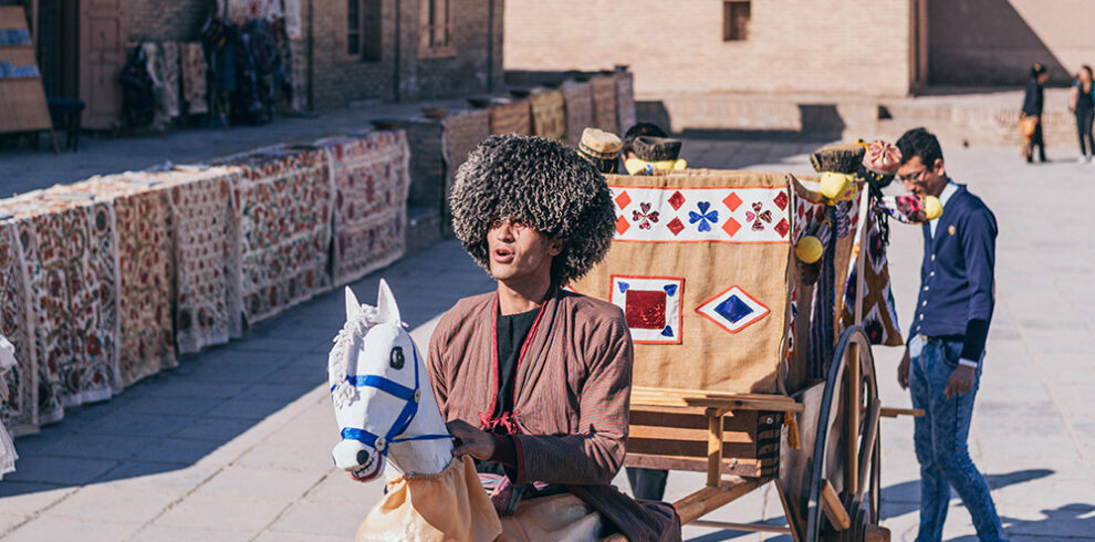 Day-Tour,-Excursion-In-Khiva,-Ichan-Kala-Fortress-(16th-Century)