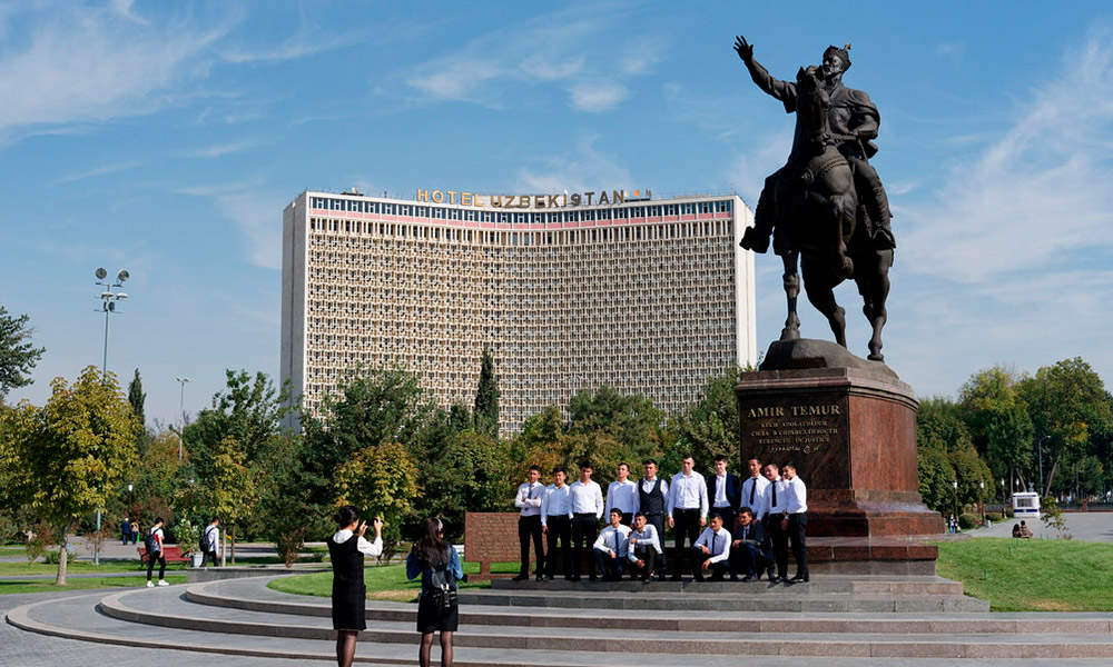 Day-Tour-in-Tashkent-City-—-Ancient-traditions-in-modern-look