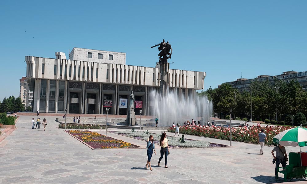 Сity-tour-in-Bishkek-and-lunch-with-local-family---Tour-to-Kyrgyzstan